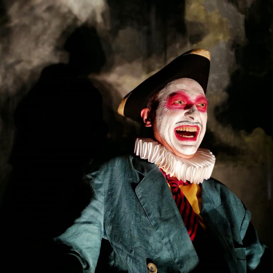 Petit Voyage en barbarie (Candide!)