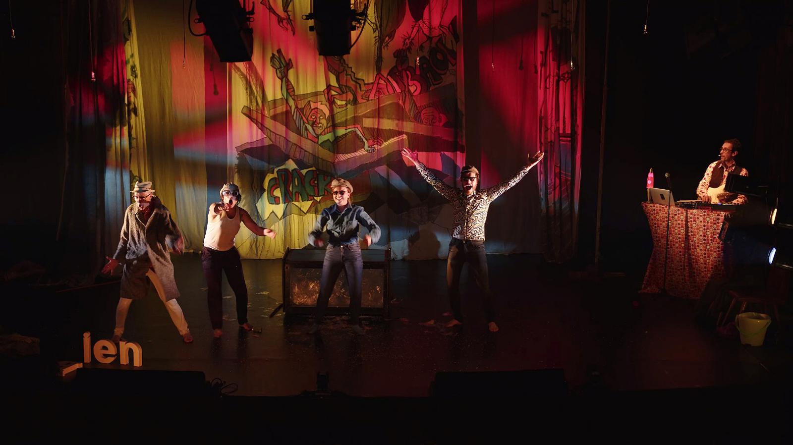 Petit Voyage en barbarie (Candide!)